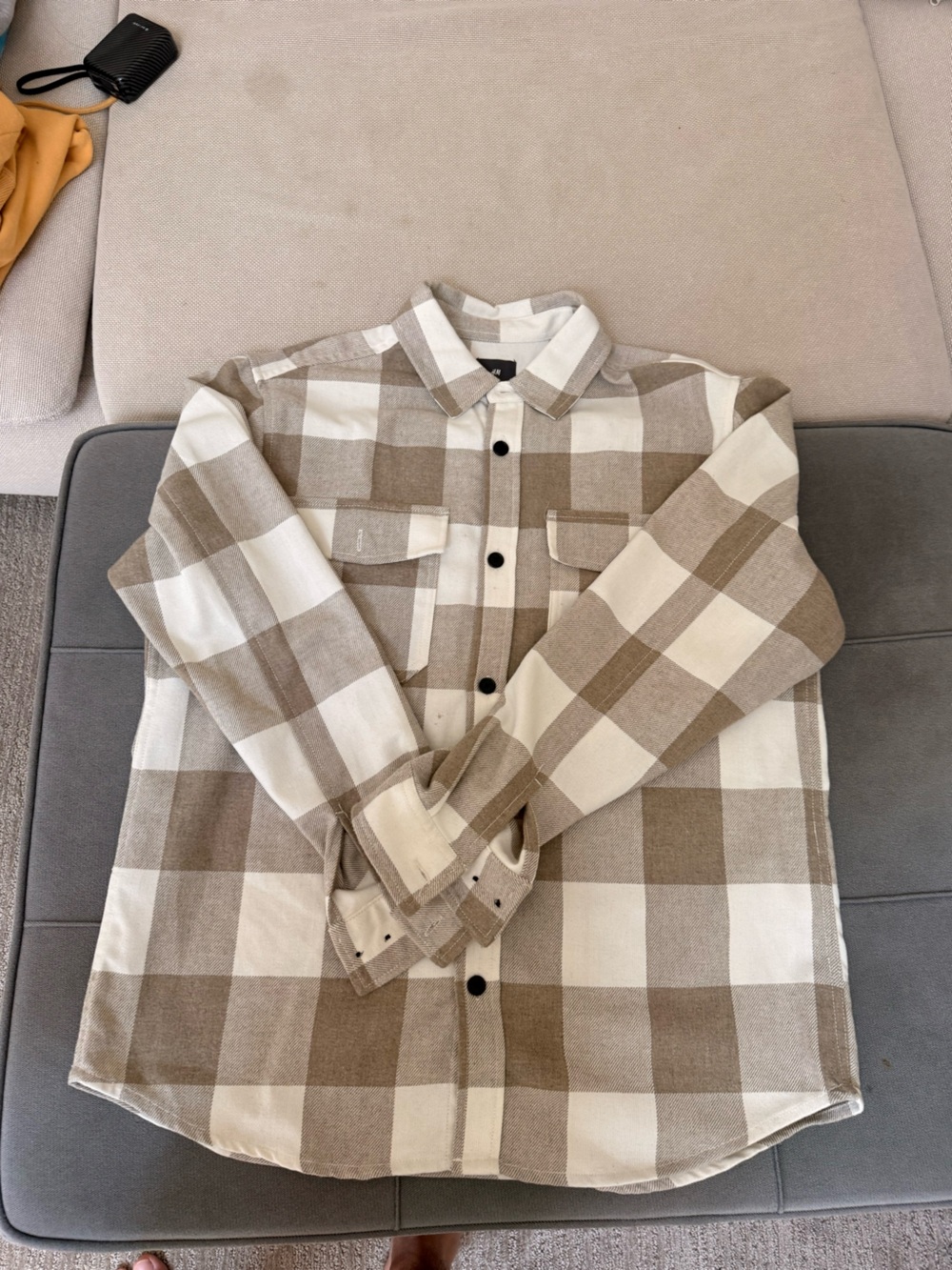 H&M Checkered Plaid Button-Up Shirt Men's Size L